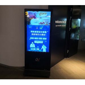 China 4K Indoor Standalone LCD Digital Signage LED Poster Kiosk With USB Wifi Control on sale