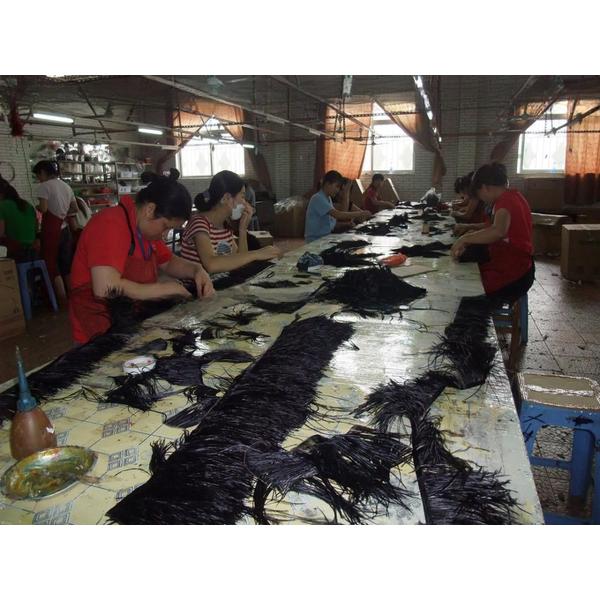 Sinamay Feather Fascinator The Perfect Addition to Your Party Decoration