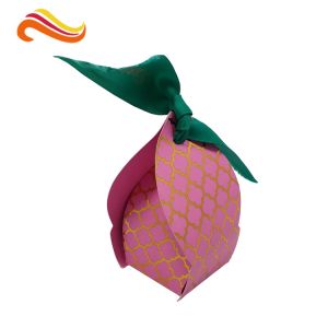 China Towel Shape Wedding Favors Packaging Paper Box , Chocolate Gift Boxes Beautiful on sale