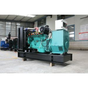 50 / 60 HZ Natural Gas Generator Set 6105IZLD - G Water Cooling Smooth Running