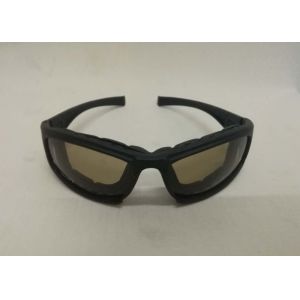 China Lightweight  Sports Safety Glasses Fog Resistant TR 90 Structure Material on sale