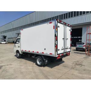 Direct Supply Foton Small Box Refrigerator Trucks for Delivery Horsepower 150hp