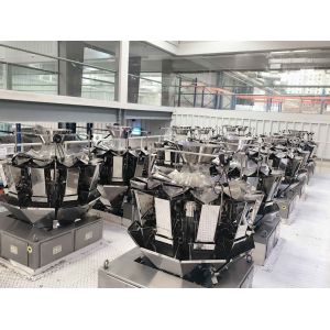 VFFS 14 Heads Weigher 5000g Puffed Food Packing Machine