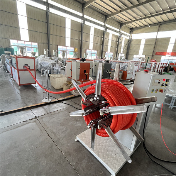 Quality STSG-200 Single-wall Spiral Pipe Extrusion Line Water Cooling 380V.50HZ Power Supply for PE PP wholesale