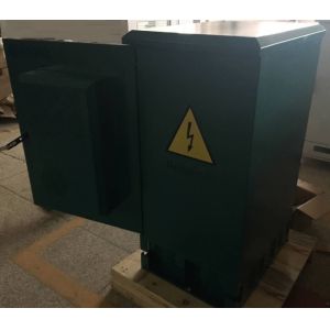 18U Standard 19” Rail Outdoor Telecom Cabinet / Enclosure Pole and Floor Mounted