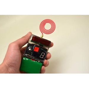 33V 560MHZ UHF VHF Jammer Powerful Emp Generator With Special Charger