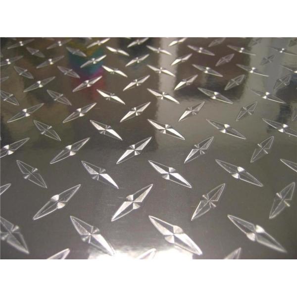 Quality Silver Diamond Plate Panels , Customized Aluminium Checker Plate Flooring wholesale