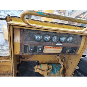 Used Cat Crawler Bulldozer D4c with Pyramid Track, Secondhand Dozer Cat D4c D3c
