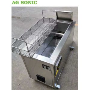 Engine Cylinder Ultrasonic Cleaning Equipment 80l Metal Parts Degreasing Machine