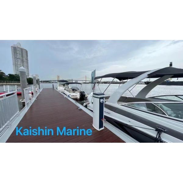 Customizable Marine Floating Pontoon Aluminum Floating Docks Perfect For Your