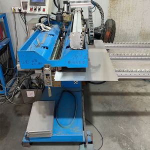 Intelligent Metal Panel Stainless Steel Accurate Straight Seam Welding Machine