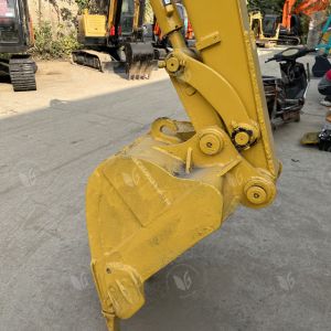 USED PC40 excavator with Enhanced safety features and Smooth hydraulic operation