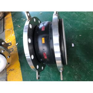Pn16pn10 Carbon Steel Flange Compensator Rubber Expansion Joint with Epoxy