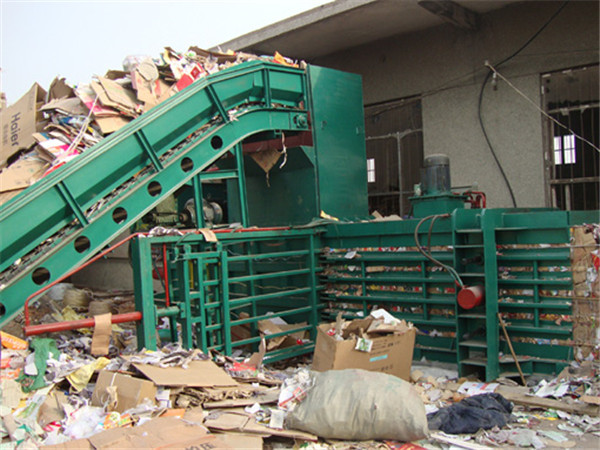 Horizontal Waste Carton Hydraulic Baler Machine Wood Chip Baler