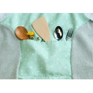 Polyester apron with whole area printing and convenient for cleaning hands