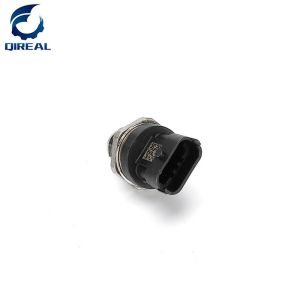 SK130-8 SK140-8 D04FR Common Rail Pressure Sensor VA32G6109100 VA32G6109101