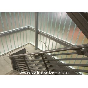 Low Iron Tempered U Shaped Glass 262(W)X60(H)X7(T) Mm Dimension Building Material