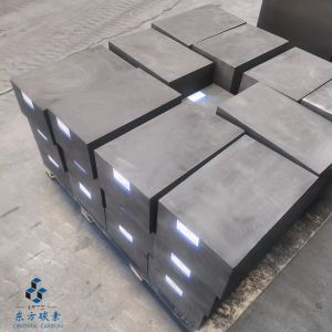 High Density Casting Graphite Block Isostatic Graphite 135 Mpa Compressive