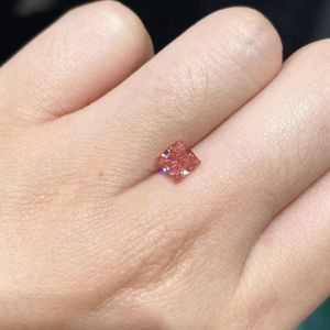 2.42 CVD Lab Grown Pink Diamonds Princess Without Inlay Cultivation