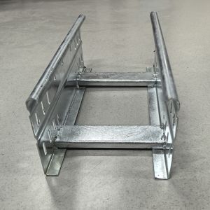 Cheap Hot Dipped Galvanized Medium Duty Cable Tray With Non Flammable Design And Heavy Load Capacity for sale