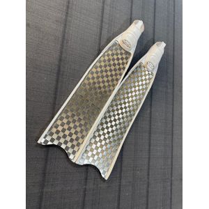 100CM Long Freediving Fins Lightweight Impact Resistant With White Footpocket