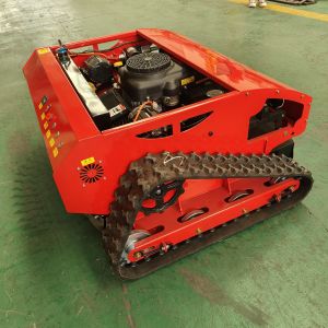 Remote Control Lawn Mower , Robotic Lawn Mower Four Wheel Drive