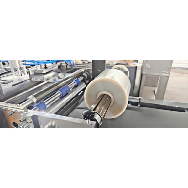 Gift Box Specialized Window Patching Machine Popular Window Patching Machine With Corner Cutting& Creasing Function
