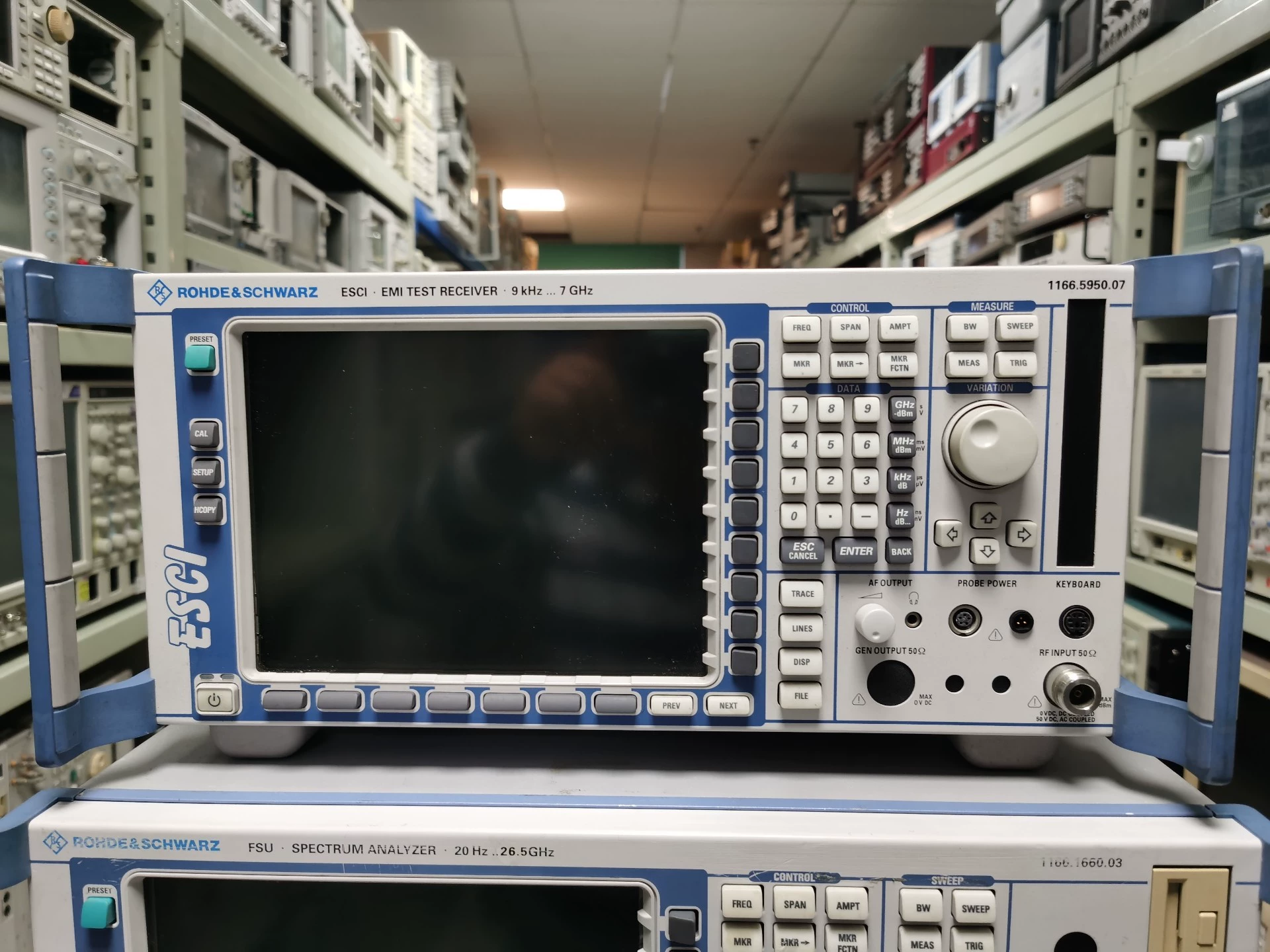 Rohde & Schwarz R&S ESCI7 EMC Test Equipment 7GHz CISPR Compliant EMI Receiver