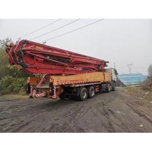 2014 56m Sy Concrete Pump on MB Truck Concrete Boom Pump with Feeding Height of