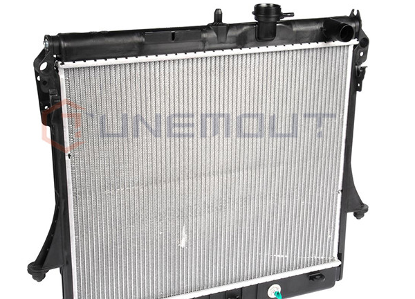 China Radiator Fit Model 25964054 OE NO. 25964054 HU3010101 Reference NO. 25827383 on sale