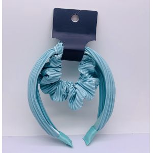 China Practical Girls Blue Velvet Scrunchie , Lightweight Wide Velvet Headband on sale