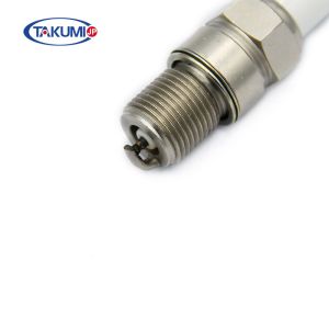 China RB75WPCC Spark Plug Replacement with Reach 20.6 mm and Heat Range 77 on sale