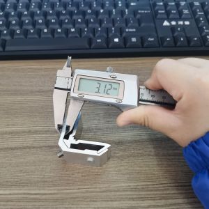 6063-T5 Aluminium Profile Corner Joint For Door And Window