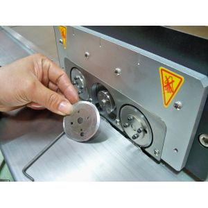 Aluminium Led Trip PCB Separator Machine With Unique Multi Sections Cutting