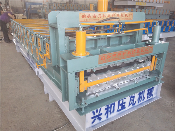 Quality New Type Color Steel Sheet Roof Tile Double Layer Roll Forming Machine wholesale