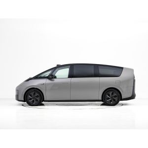 Electric 7 Seat MPV Lixiang Mega Luxury 5-door Body Structure and 4WD Cars with