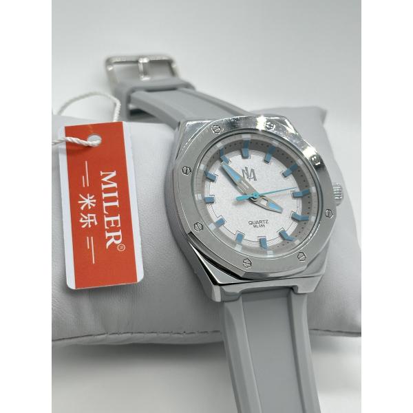 Classic Black Silicon Strap Watch Mens Watch With Elastic Band White Dial