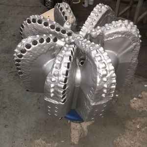 API Specification 17-1/2 Inch PDC Diamond Drill Bit Of Hard Rock Drilling Tool