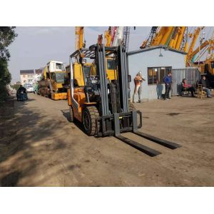 Large Load Capacity 3T TCM FD30T6 Second Hand Diesel Forklifts