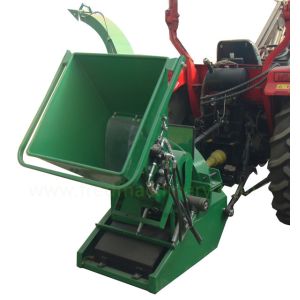 15hp 3 Point Hitch Shredder 45° Cutting Angle Hydraulic Feeding With Shear Bolt