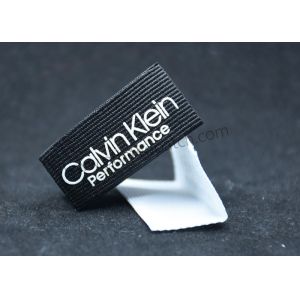 Flag 0.4mm Silicone Rubber Labels On Black Polyester Tape