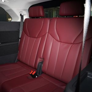 2021 Ternary lithium battery 660km Flag Edition Six-seater FAW Red Flag 6 7 Seat