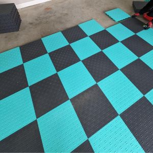 Interlocking Garagetrac Diamond Flex Garage Floor Tiles 18mm Thickness
