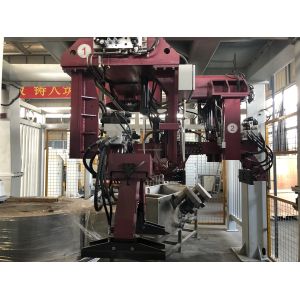 700 Mold 8 Hours Two Manipulators Automatic LPDC Machine Driven By Servo Motor