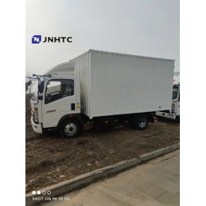 China SINOTRUK HOWO 4X2 Light Cargo Truck 8 TON 10 Tons 15 Ton on sale