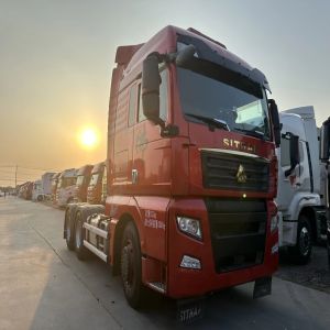 430hp Used Tractor Trailer Sinotruk Howo C7H 10 Wheels