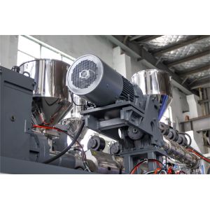 1 Litre Lube Oil Jerry Can Blow Molding Machine Automatic Extrusion