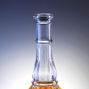 500ml Glass Bottle With Cork for Whisky Vodka Spirits Engraving in Long Neck
