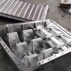 China 30000 Shots Custom Plastic Moulding , 50L OEM Rotational Molder on sale