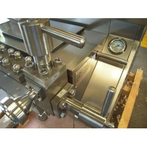 Fast Manual Ice Cream Homogenizer , Milk Homogeniser New Condition